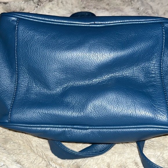 Women's Blue Purse Handbag. Purchased in Scotland. Pre-loved! Mint Condition! - Picture 7 of 8